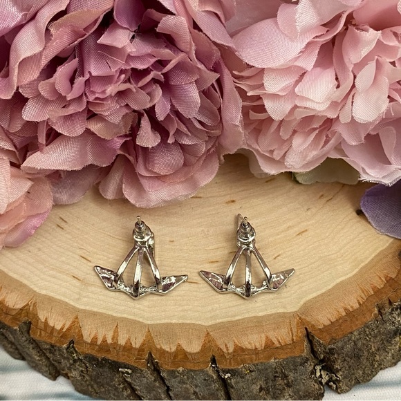 Geometric Punk Double Stud Earrings - Picture 12 of 16